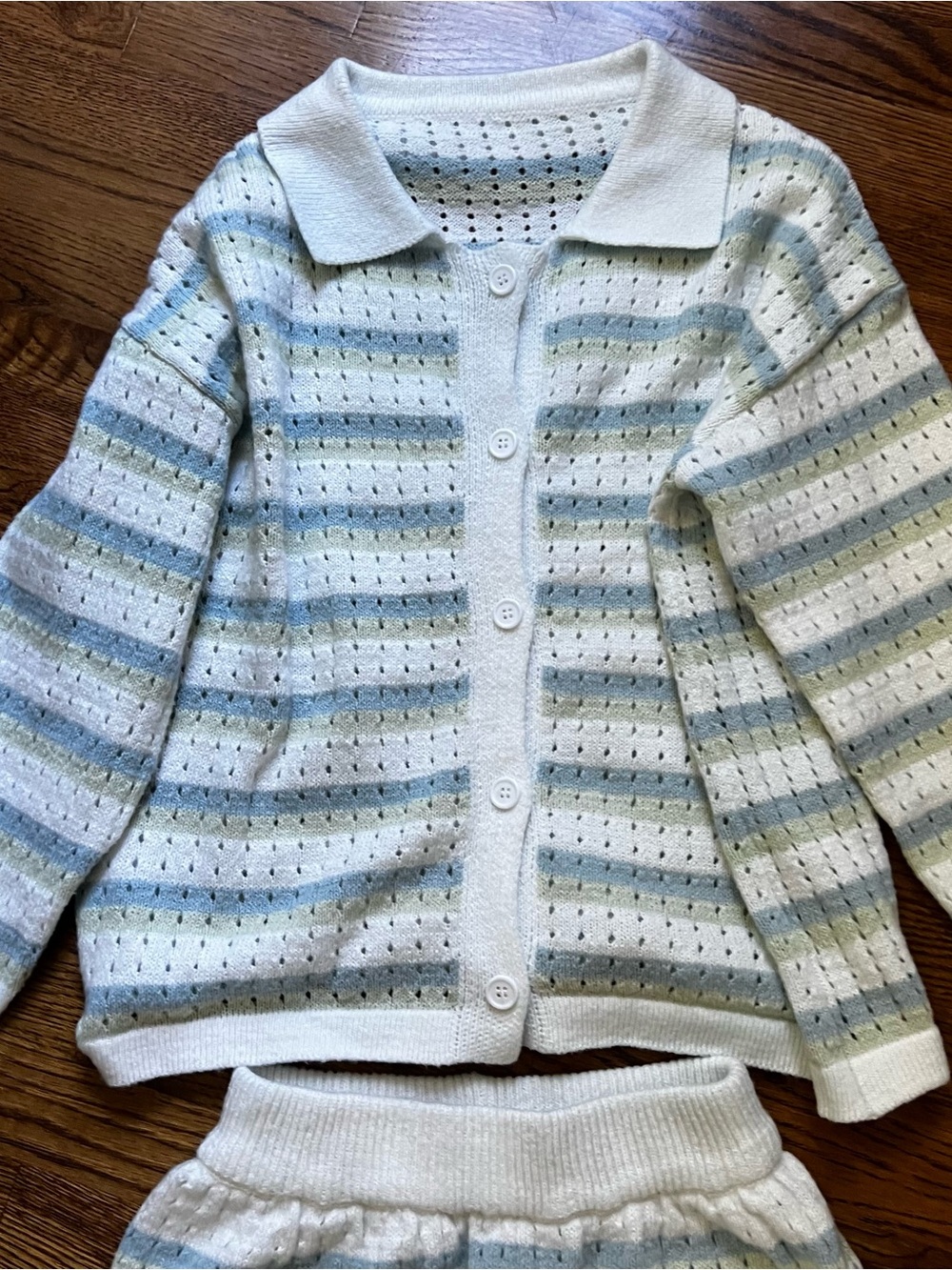Women’s Two-Piece Striped Knit Set in White, Pastel Blue & Soft Green - Picture 4 of 7